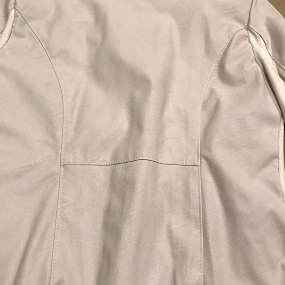 BLANK NYC Faux Leather Jacket - Picture 4 of 7